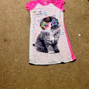 Pink and gray night gown with kitties on it